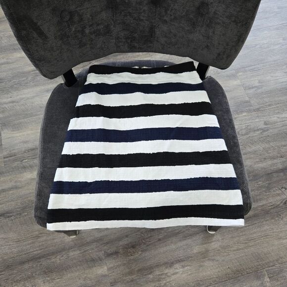 🐢 Kate Spade Skirt The Rules! Black white and navy lined skirt.  Size 2. - Picture 8 of 9